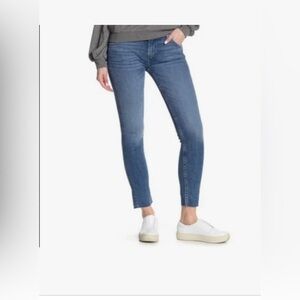 NWT Hudson Crop Collin Size 28 Dark Denim Wash​